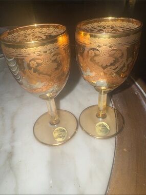 Elegant Gold-Accented Wine Glasses by Minton